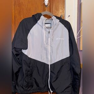 Columbia Womens Black and Gray Windbreaker Jacket